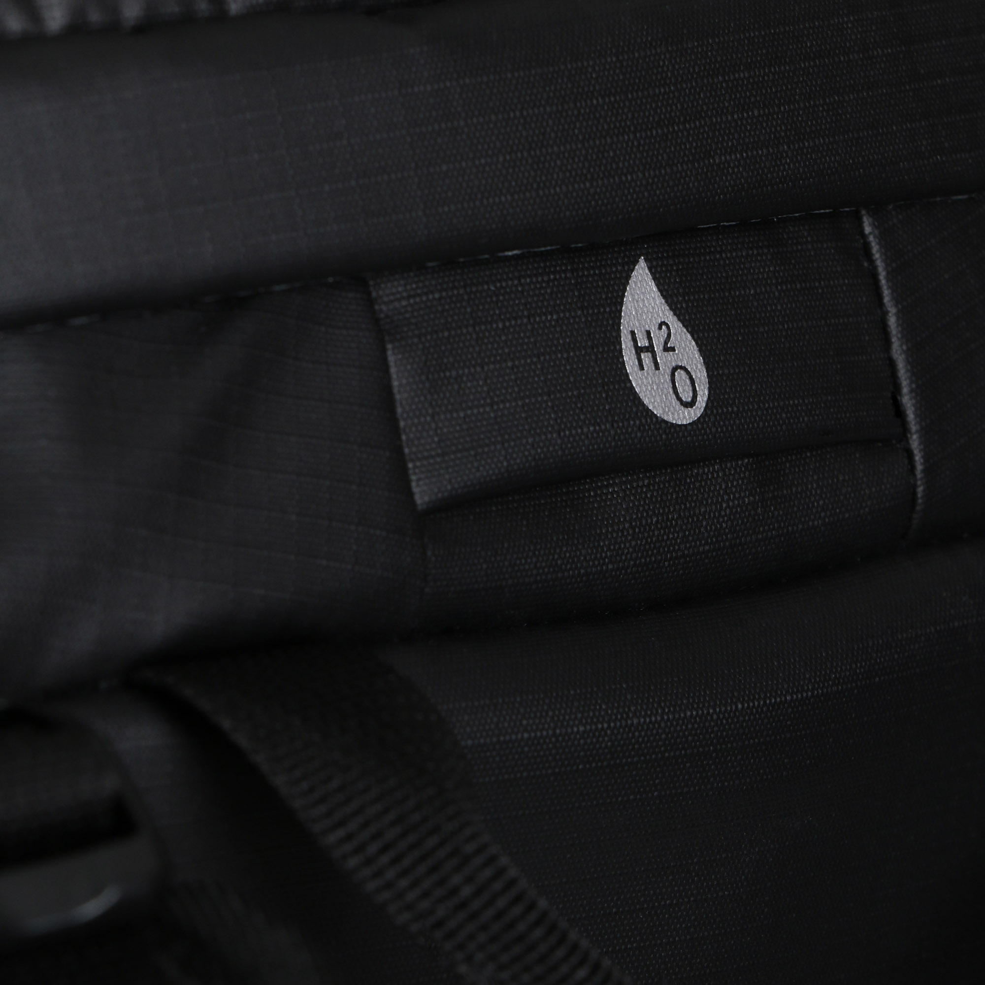 MOCHILA EXPANDIBLE GIONA 45-55 NEGRO DOITE - 7