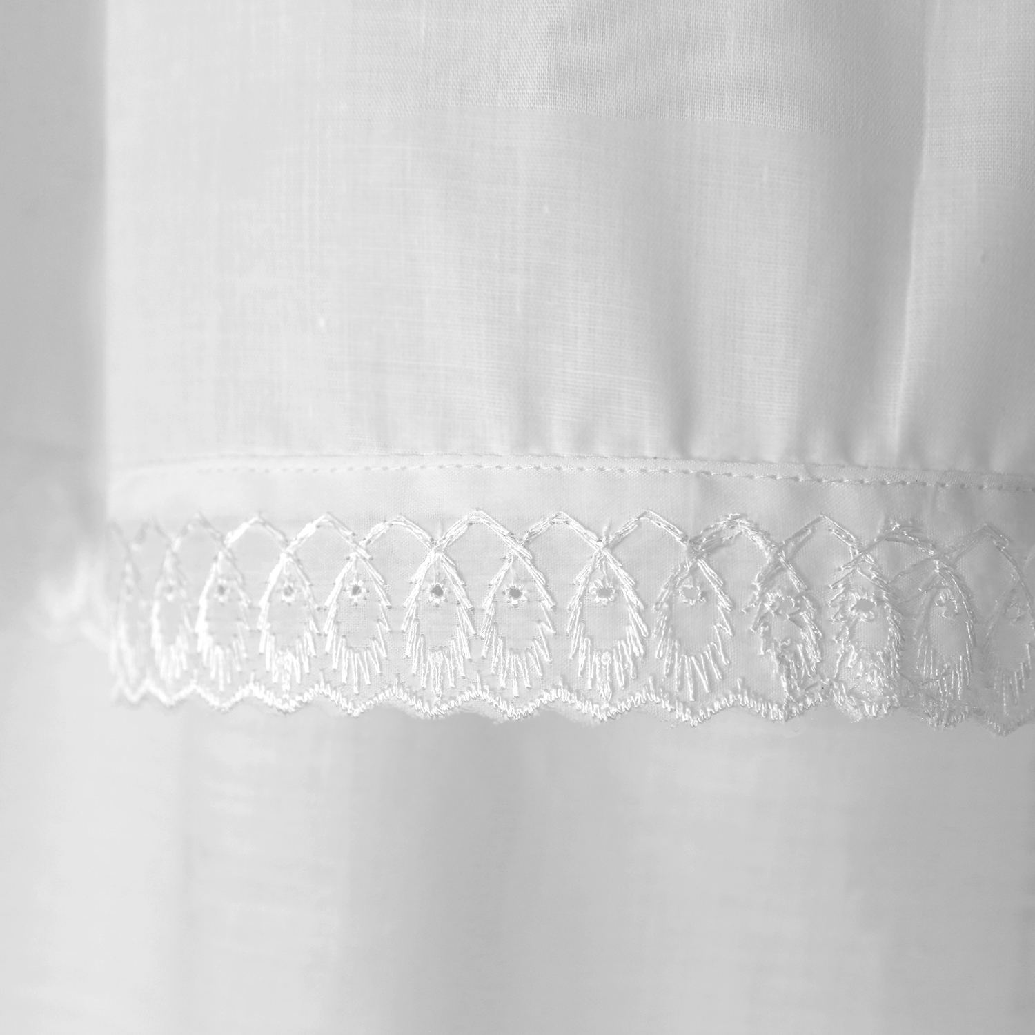 JUEGO DE CORTINA PARA BAÑO BRODERIE AMANDA 6 PIEZAS BLANCA - 3