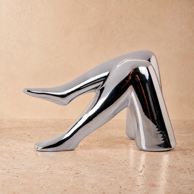 FIGURA DECORATIVA PIERNAS SILVER
