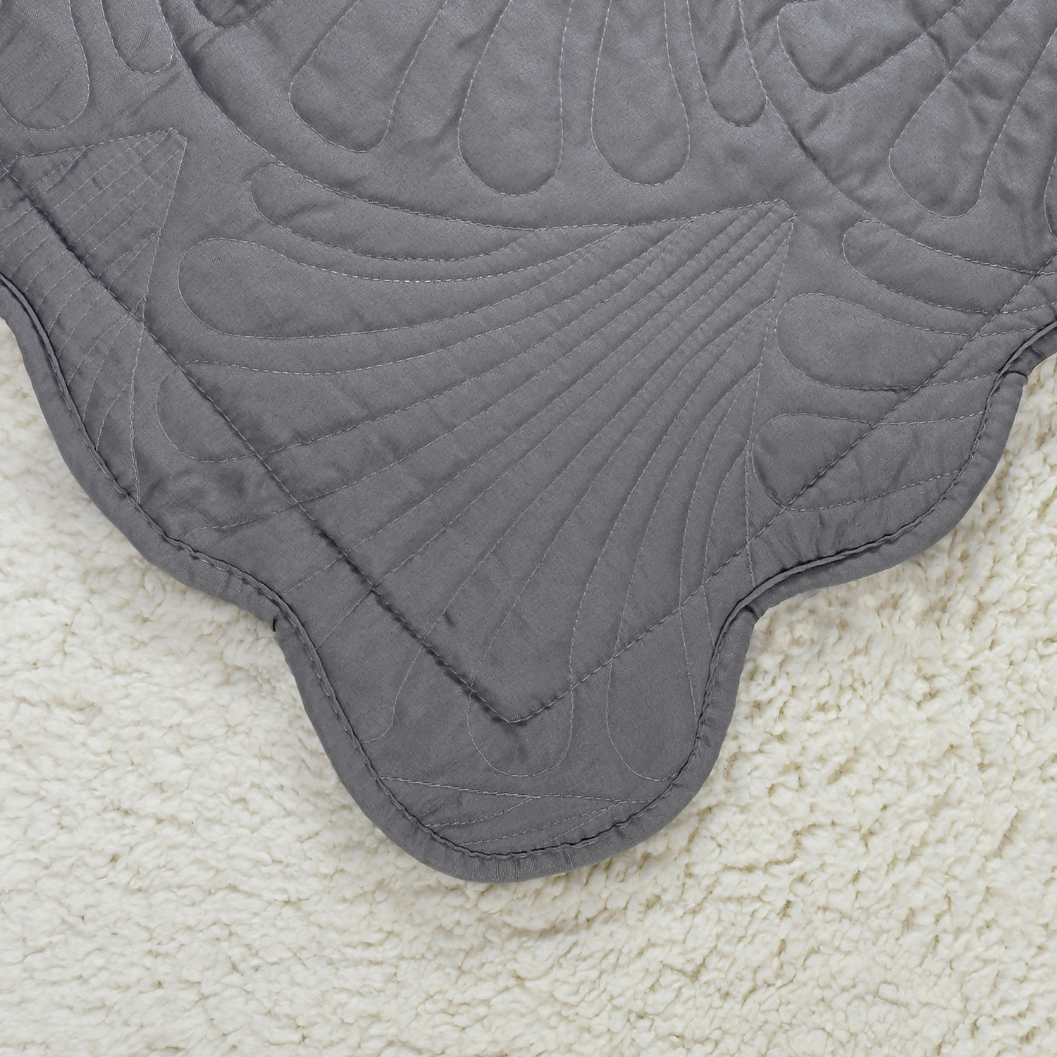 QUILT SHERPA PARIS LISO GRIS KING - 3