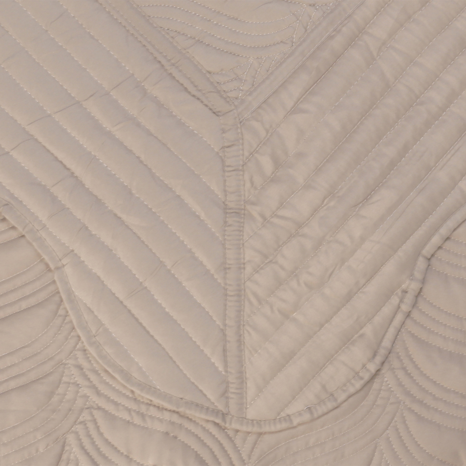 CUBRECAMA MALLORCA 2 PLAZAS BEIGE QUILT BORDADO OCRE VERSAILLES LISO - 2