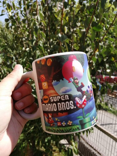 TAZA MÁGICA MARIO BROS - 3