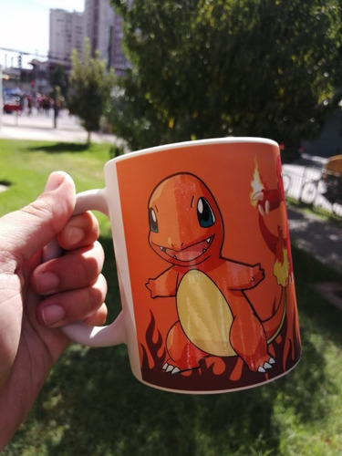 TAZA MÁGICAS CHARMANDER - 2
