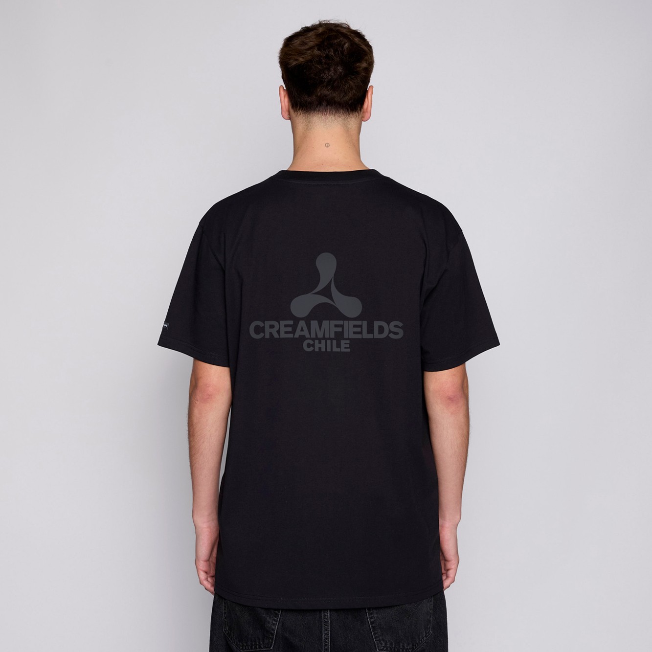POLERA CREAMFIELDS X WHATUP BLACK ICON LOGO DARK GREY - 2