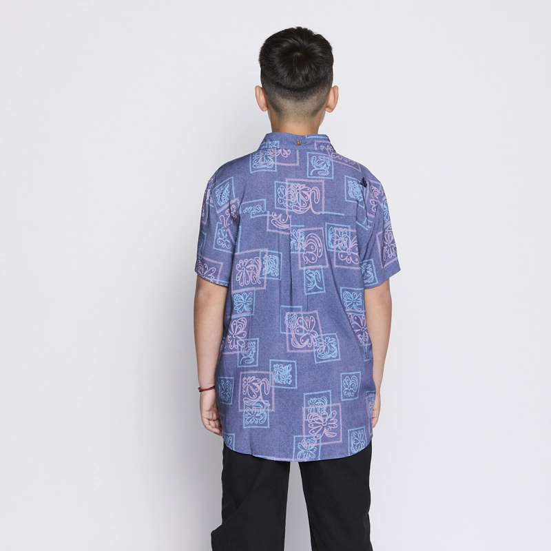 CAMISA REEF KIDS AZUL FIGURAS - 3