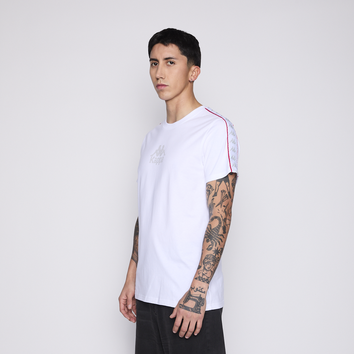POLERA KAPPA MEN BANDA WHITE LOGO FRONT GREY - 2