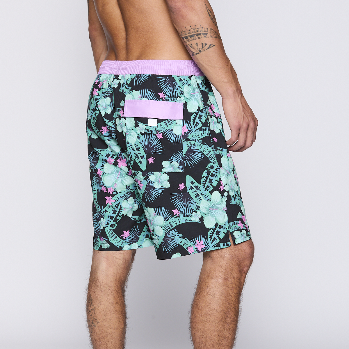 TRAJE DE BAÑO REEF MEN BLACK PINK FLOWERS - 4