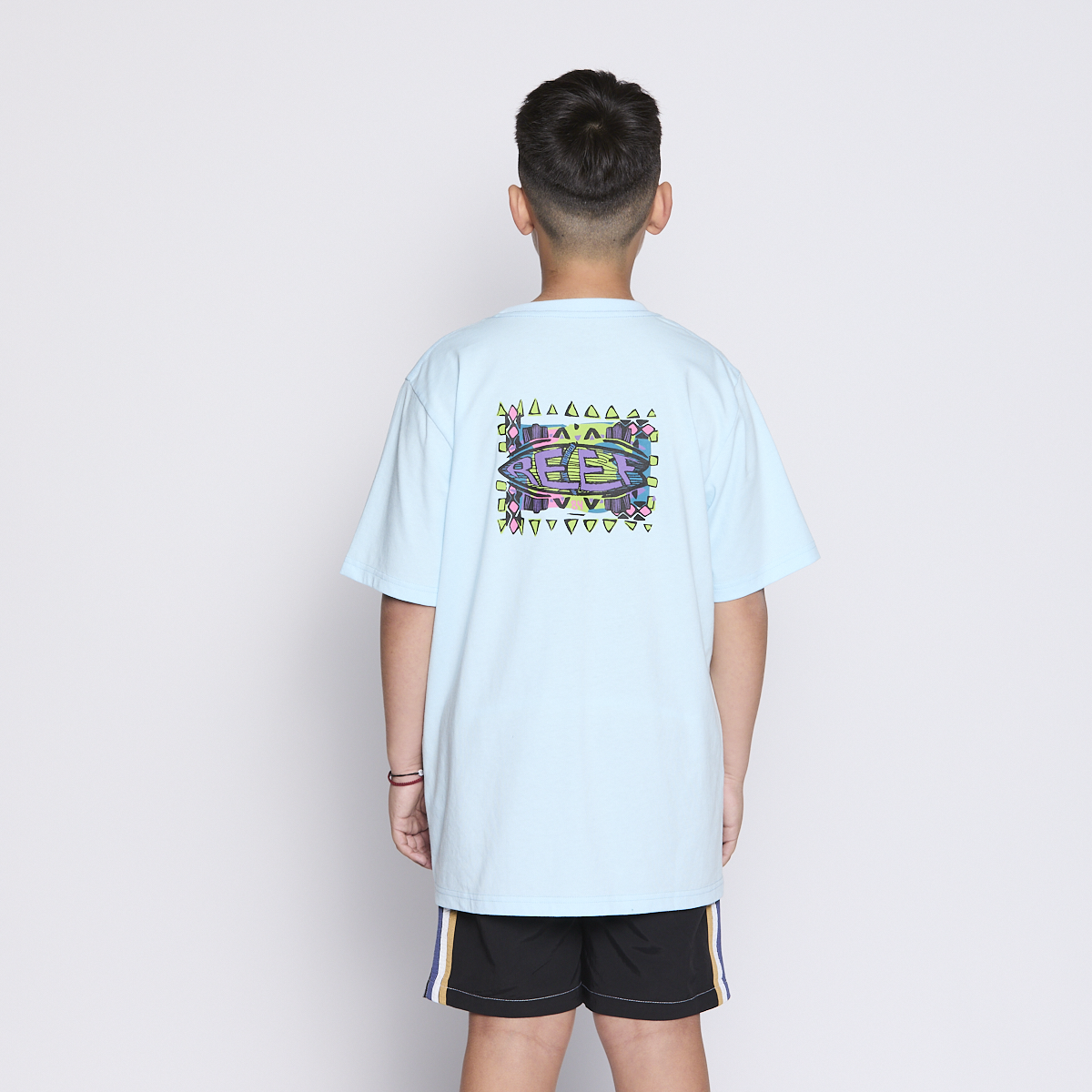 POLERA REEF KIDS LIGHT BLUE LOGO BACK - 3