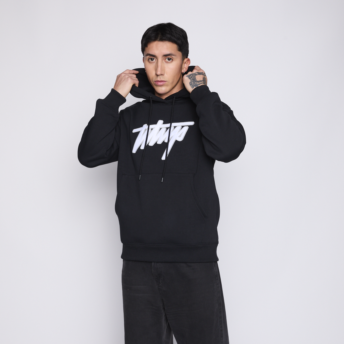 POLERON WHATUP HOODIE BLACK WHITE V26 - 3