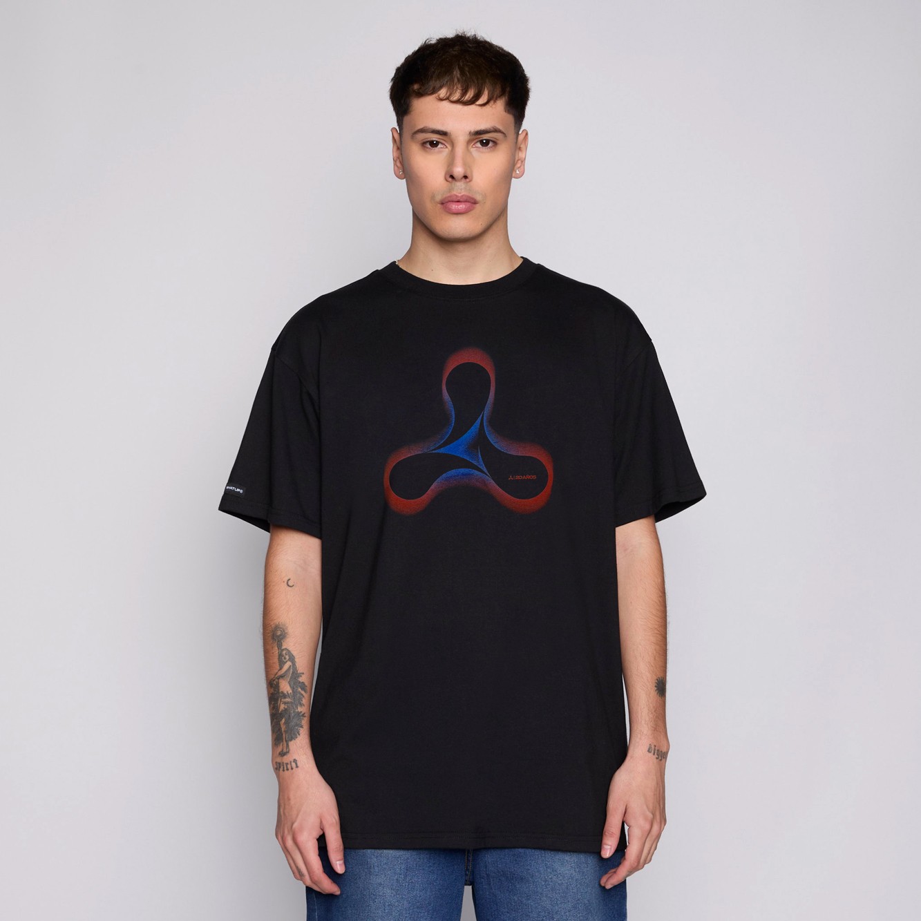 POLERA CREAMFIELDS X WHATUP BLACK ICON LOGO MULTI - 1
