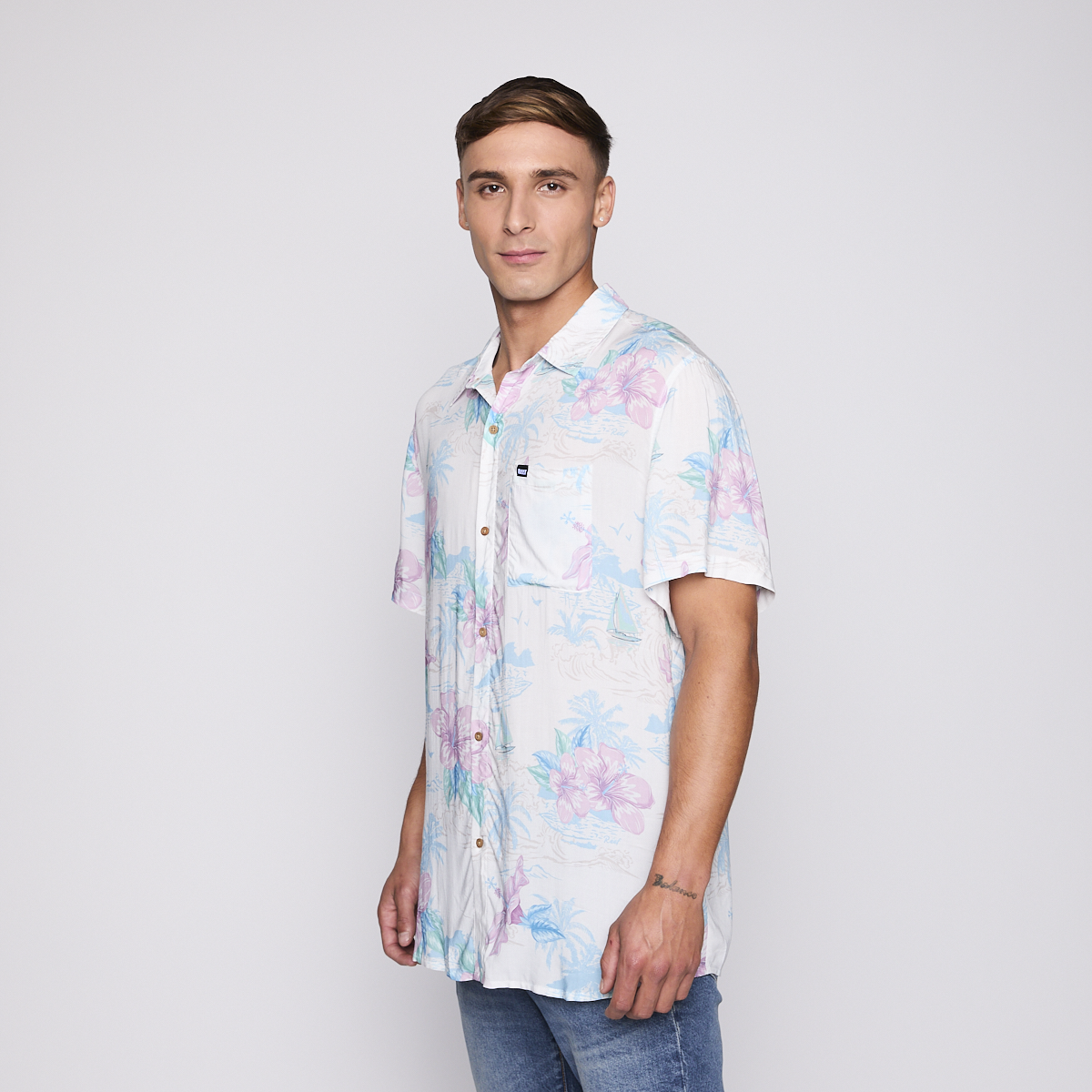 CAMISA REEF MEN FLOREADA BLANCA - 2