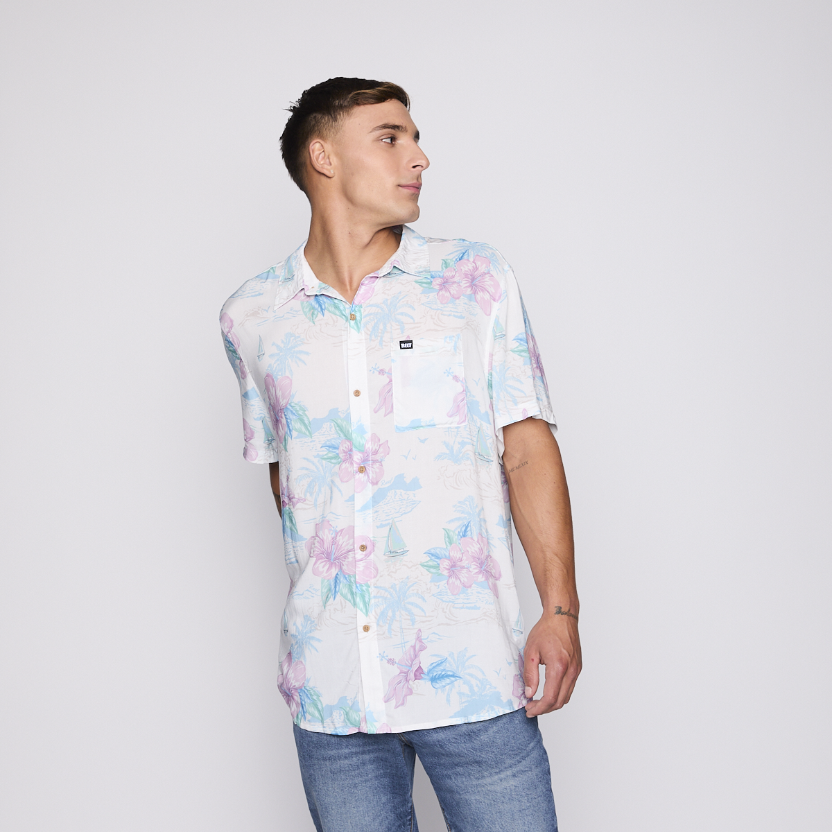 CAMISA REEF MEN FLOREADA BLANCA - 4