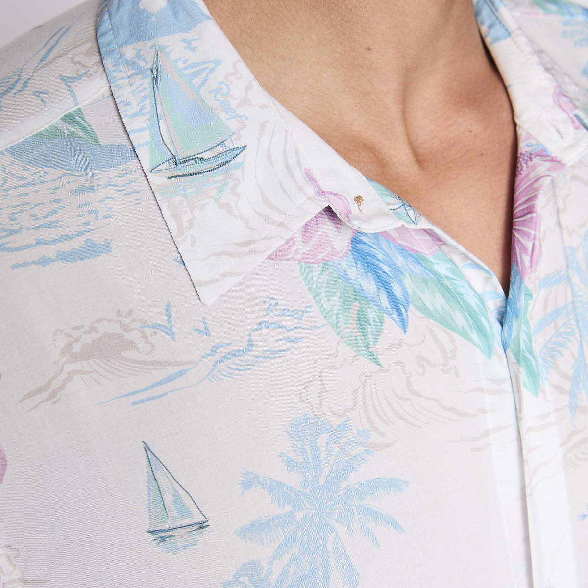 CAMISA REEF MEN FLOREADA BLANCA - 5