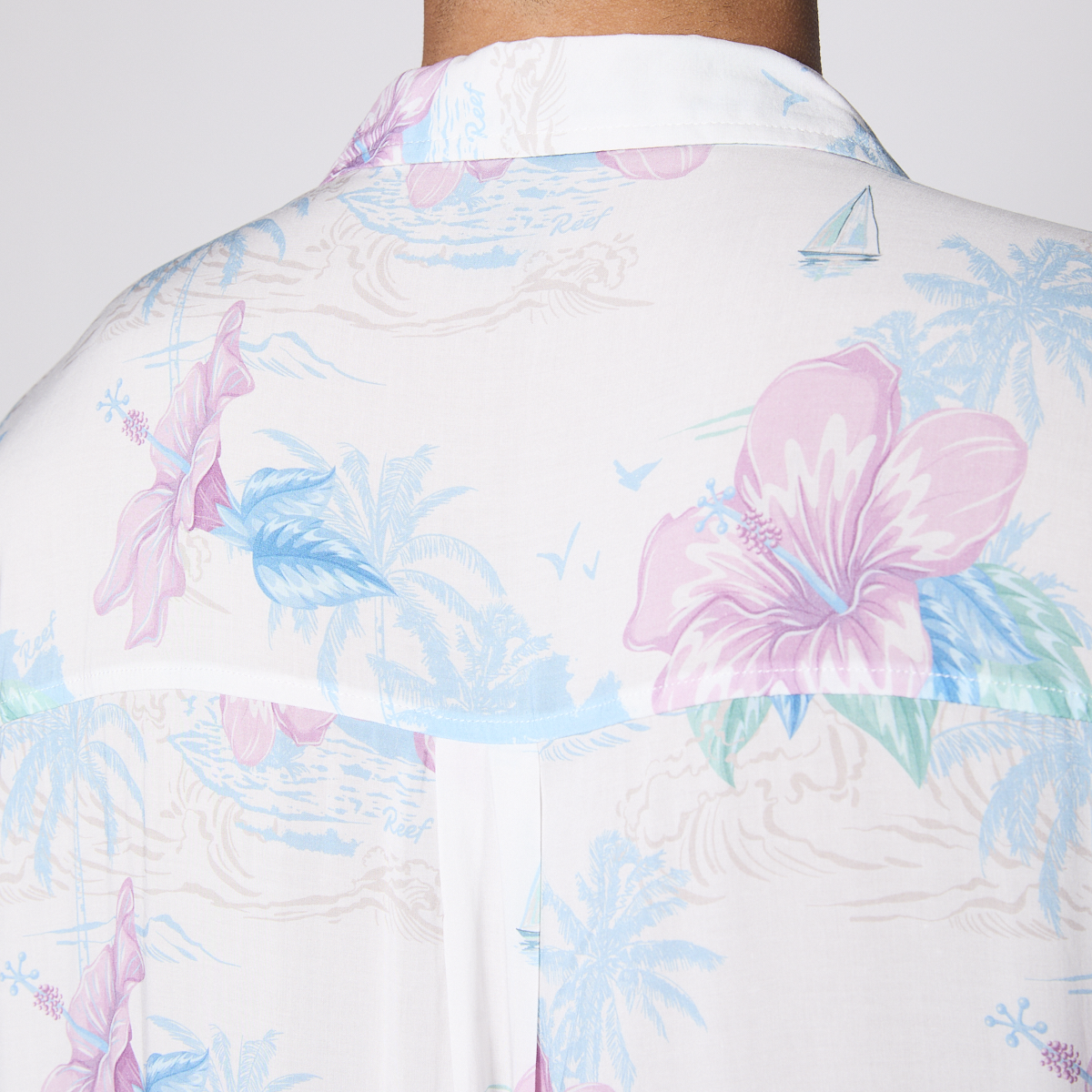 CAMISA REEF MEN FLOREADA BLANCA - 8