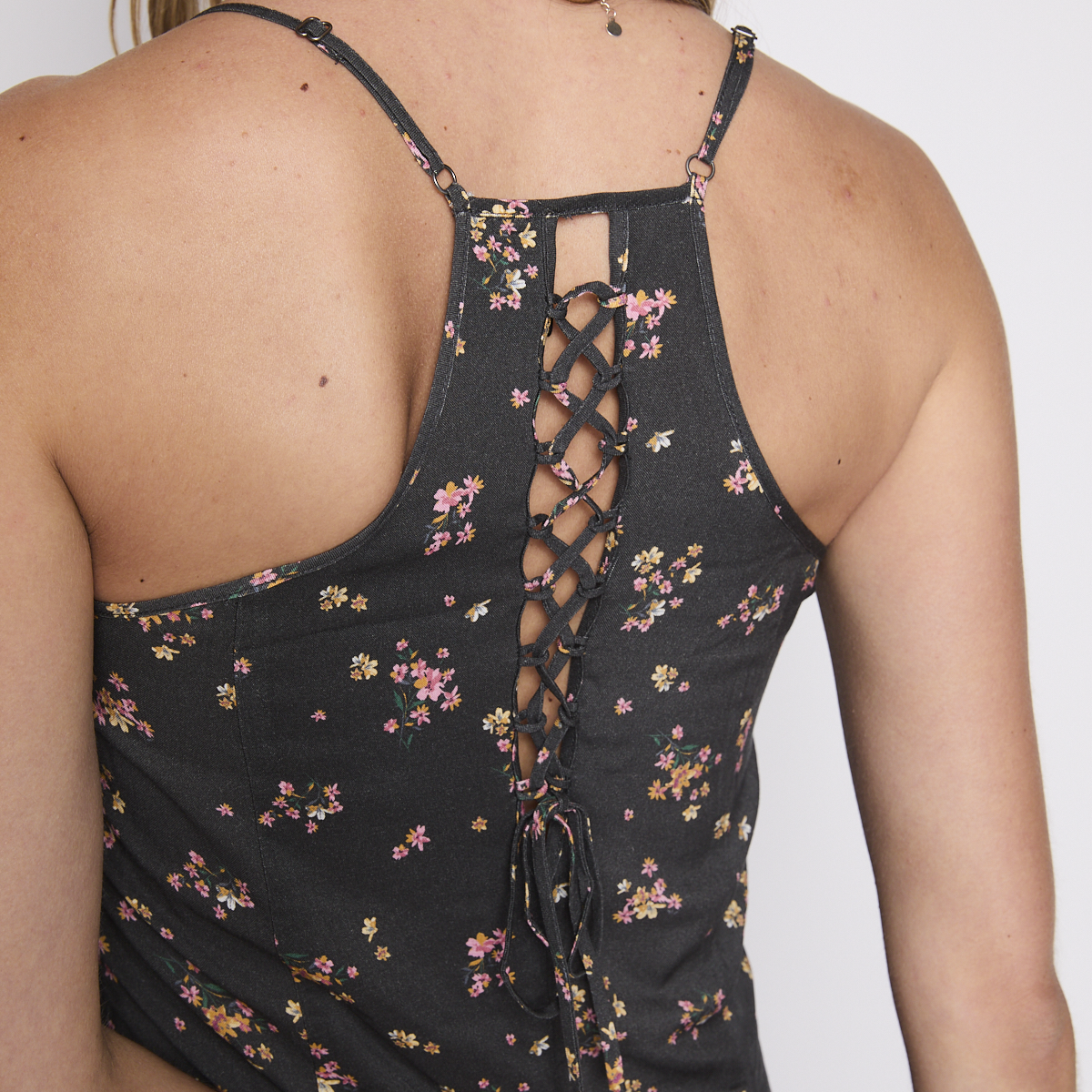 VESTIDO REEF WOMEN SOFT BLACK FLOWERS BUTTONS - 6