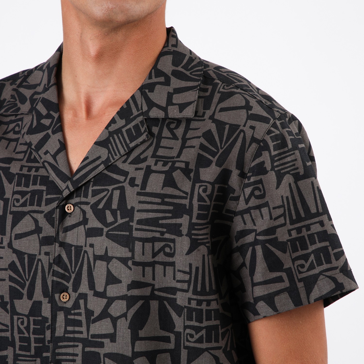 CAMISA REEF MEN NEGRO DISEÑOS GRIS - 3
