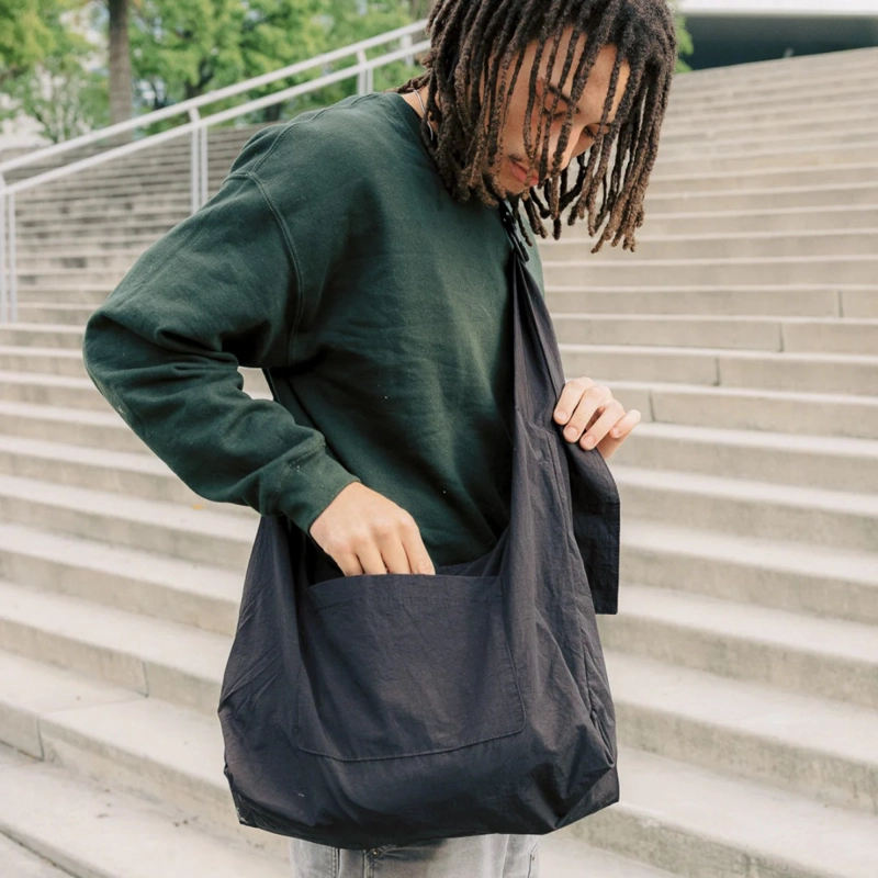 BOLSO THREAD SLOUCHY BAG BLACK - 5