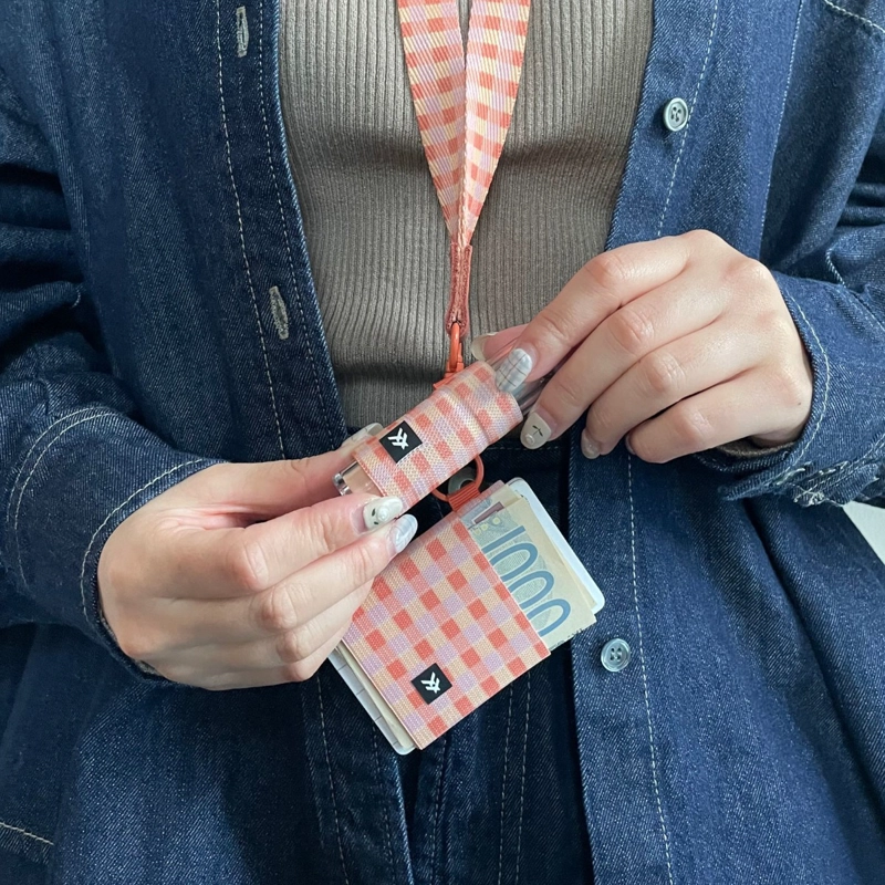 LIP BALM THREAD HOLDER JUNO - 4