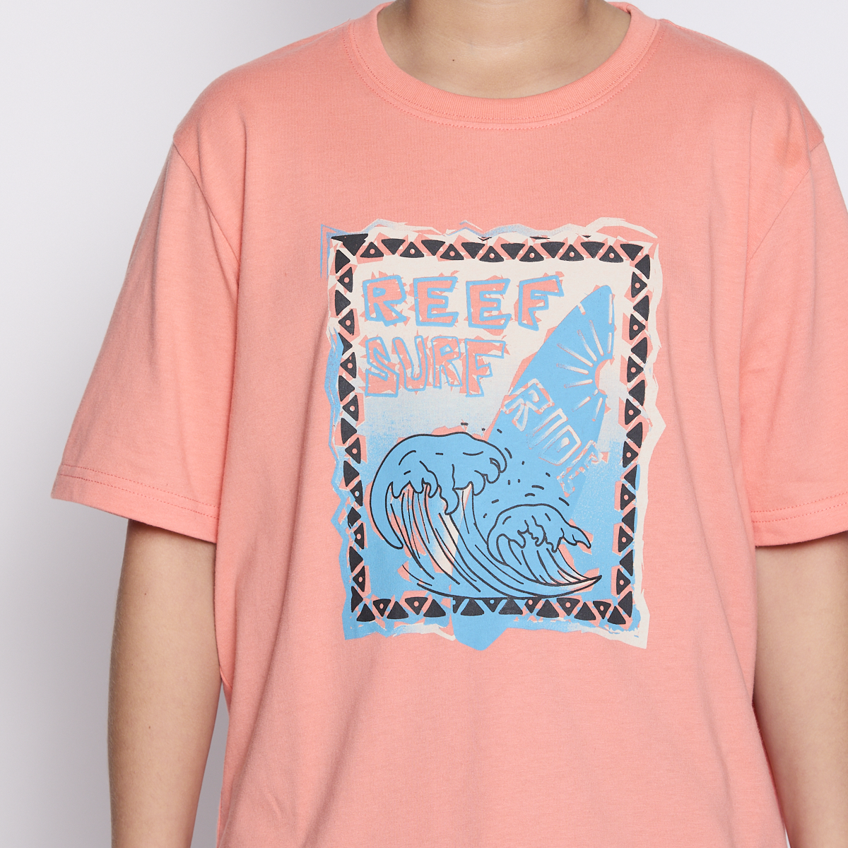 POLERA REEF KIDS ORANGE PRINT FRONT - 5