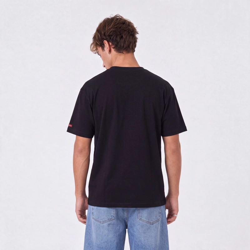 POLERA COLO-COLO URBANO OVERSIZE NEGRO ESCUDO PEQUEÑO - 2