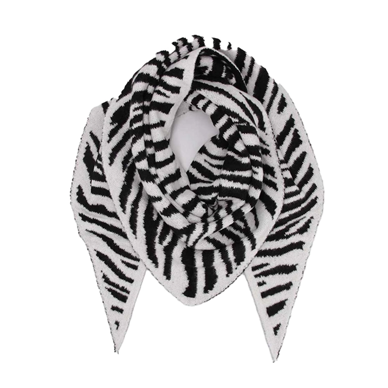 BUFANDA / CHAL TRIANGULAR REVERSIBLE TEJIDA ESTAMPADO CEBRA - 1