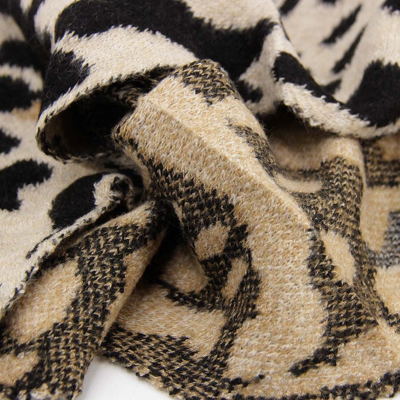 BUFANDA / CHAL TRIANGULAR MUJER TEJIDA ANIMAL PRINT INVIERNO - 4