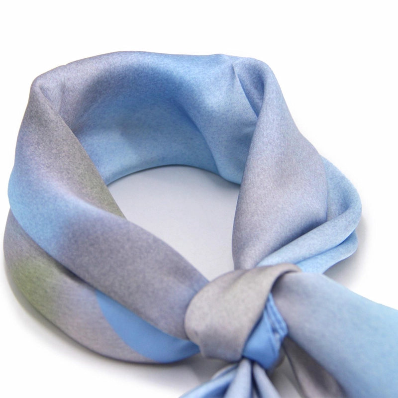 PAÑUELO TIPO SEDA 70X70 CM ESTAMPADO DISEÑO TIE DAY - 3