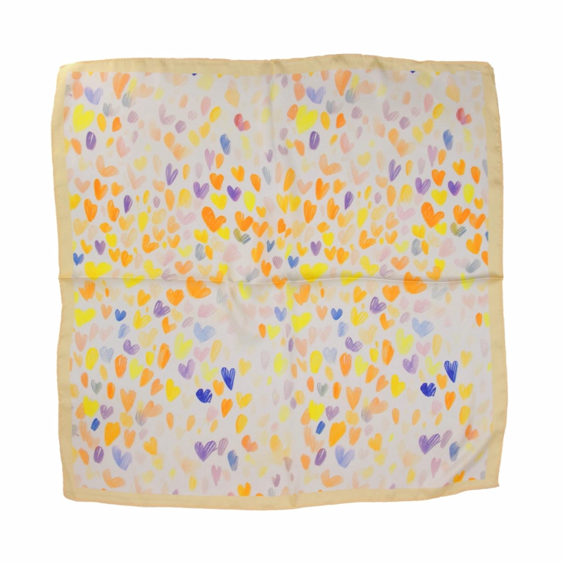 PAÑUELO DE MUJER TIPO SEDA 70X70 CM DISEÑO CORAZONES - 3