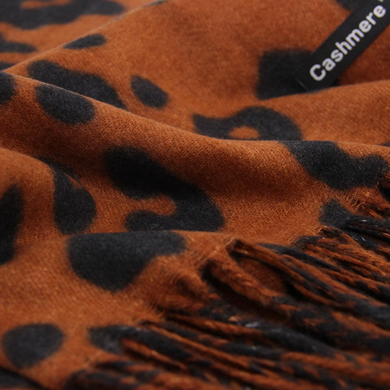 BUFANDA TIPO CASHMERE ESTAMPADO ANIMAL PRINT MUJER CON FLECOS INVIERNO - 2