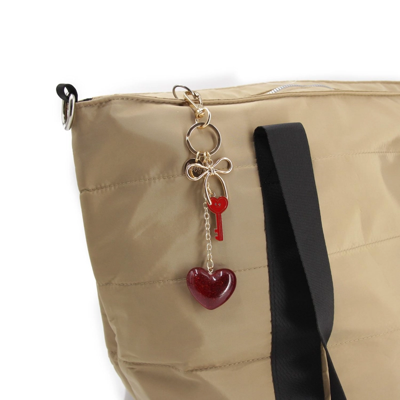 LLAVERO CHARM COLGANTE CORAZON Y LLAVE METAL ACCESORIO CARTERA - 1