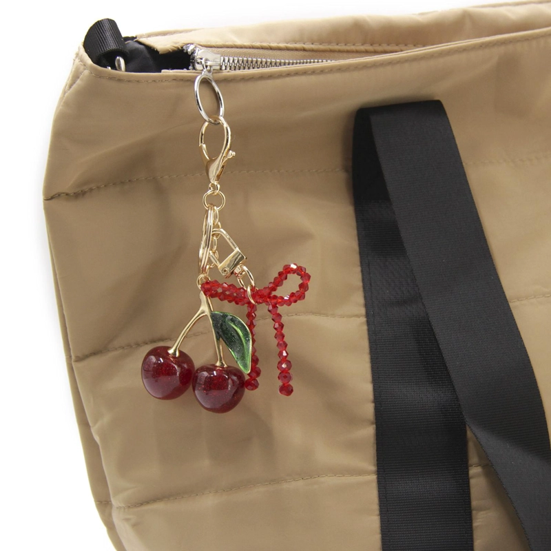 LLAVERO CHARM COLGANTE CHERRY CON LAZO PARA BOLSO MOCHILA - 1