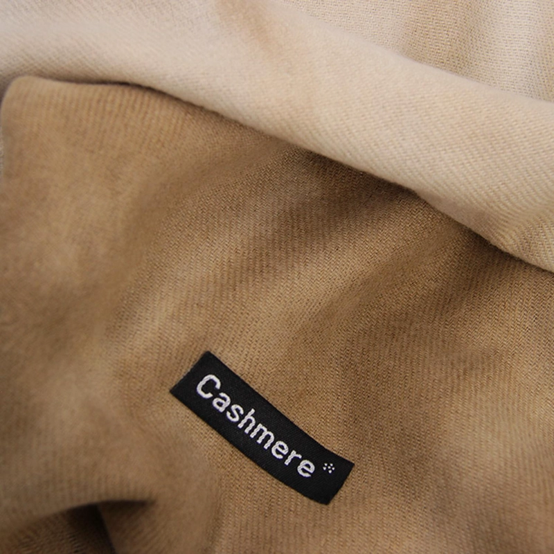 BUFANDA DEGRADADA MULTICOLOR TIPO CASHMERE SUAVE CON FLECOS - 2