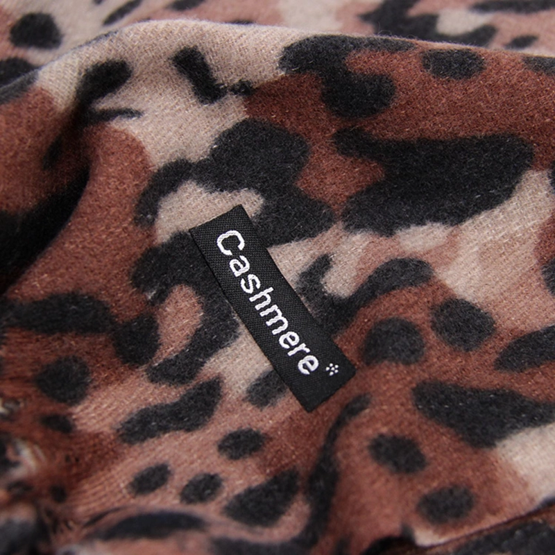BUFANDA TIPO CASHMERE ANIMAL PRINT ELEGANTE CON FLECOS MUJER - 4
