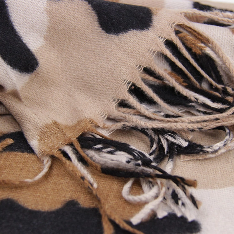 BUFANDA ANIMAL PRINT COLORES TIPO CASHMERE SUAVE CON FLECOS - 4