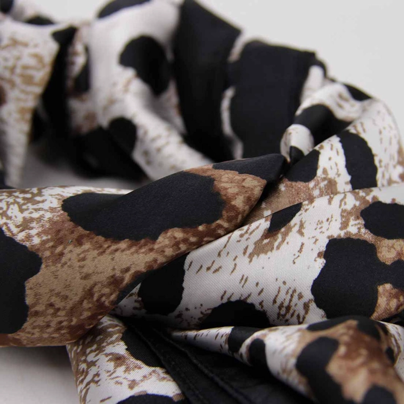 PAÑUELO LARGO TIPO SEDA DE 90X180CM ESTAMPADO ANIMAL PRINT - 4