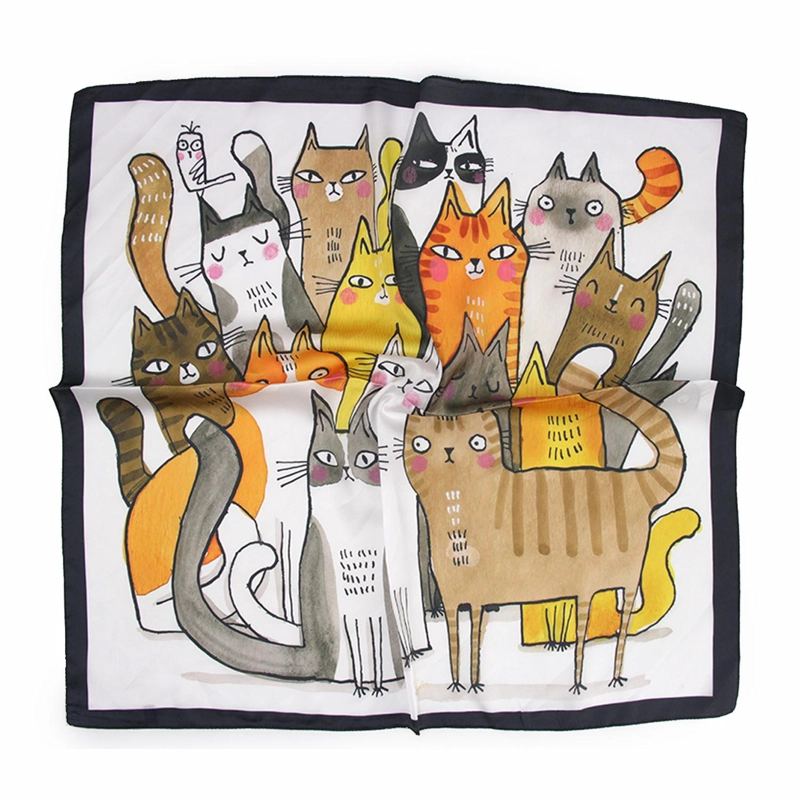 PAÑUELO TIPO SEDA 70X70 ESTAMPADO FAMILIA DE GATITOS CASUAL - 2