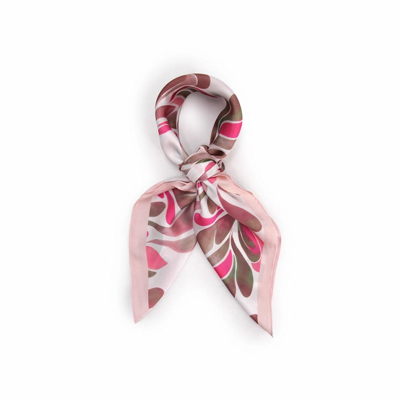 PAÑUELO TIPO SEDA 70 X 70 ESTAMPADO CASUAL ELEGANTE - 1
