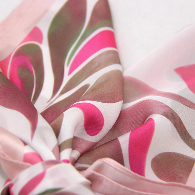 PAÑUELO TIPO SEDA 70 X 70 ESTAMPADO CASUAL ELEGANTE - 4