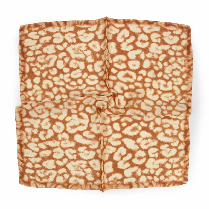 PAÑUELO TIPO SEDA 70 X 70 ESTAMPADO PRINT LEOPARDO - 2