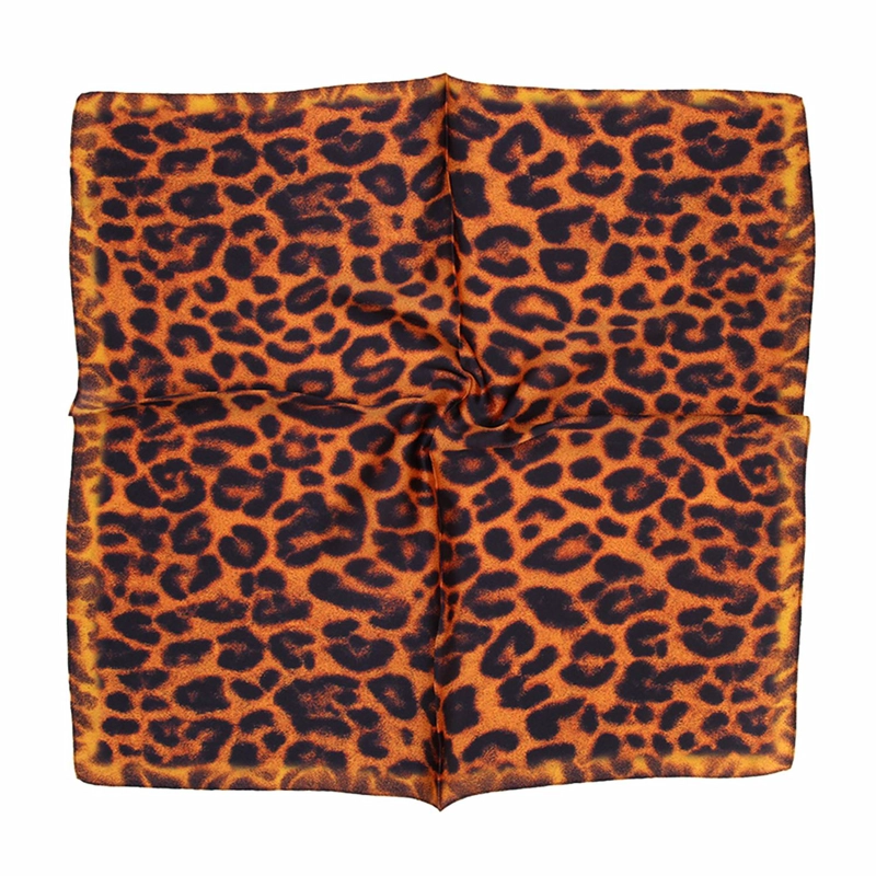 PAÑUELO TIPO SEDA 70 X 70 ESTAMPADO PRINT LEOPARDO - 2