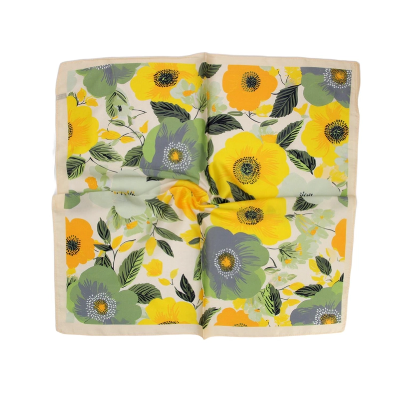 PAÑUELO TIPO SEDA 70 X 70 ESTAMPADO FLORAL - 2