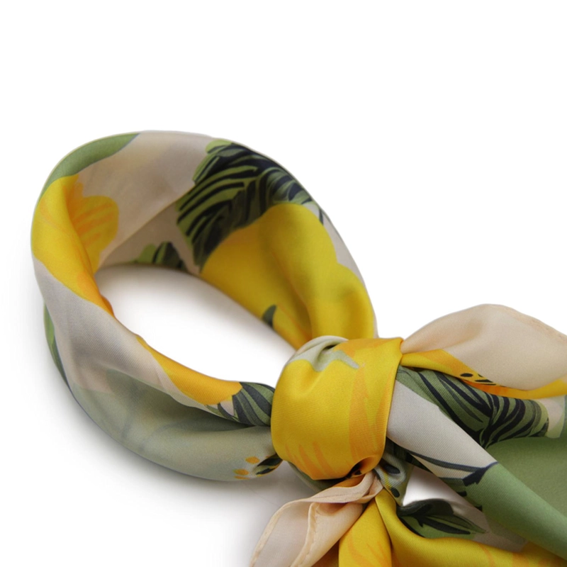 PAÑUELO TIPO SEDA 70 X 70 ESTAMPADO FLORAL - 3