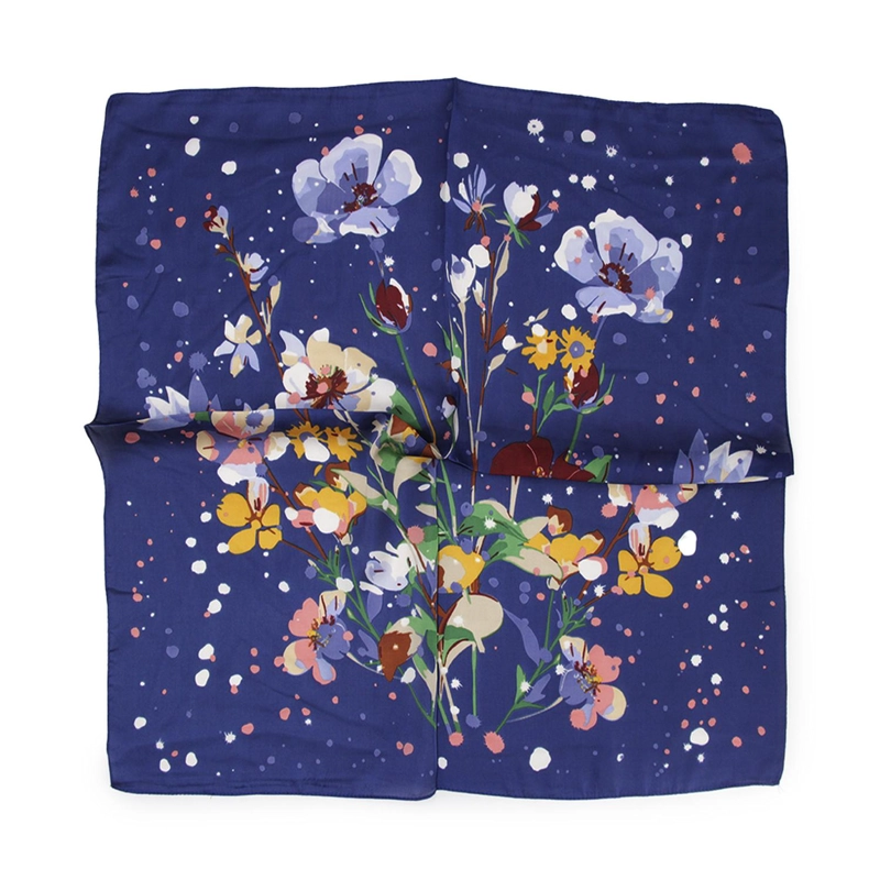 PAÑUELO TIPO SEDA 70X70 CM ESTAMPADO FLORAL ELEGANTE - 2