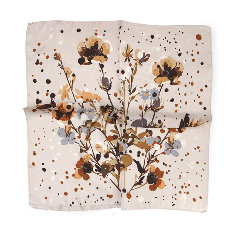 PAÑUELO TIPO SEDA 70X70 CM ESTAMPADO FLORAL ELEGANTE - 4