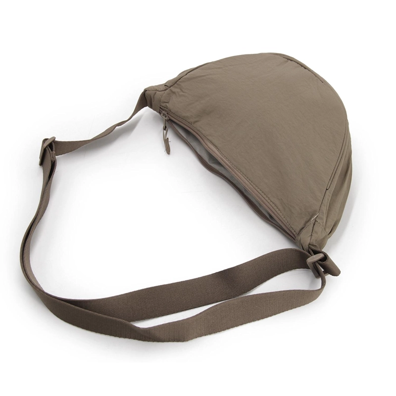BANANO RIÑONERA URBANO IMPERMEABLE COLORES LISOS UNISEX TAMAÑO TALLA UNICA - 2