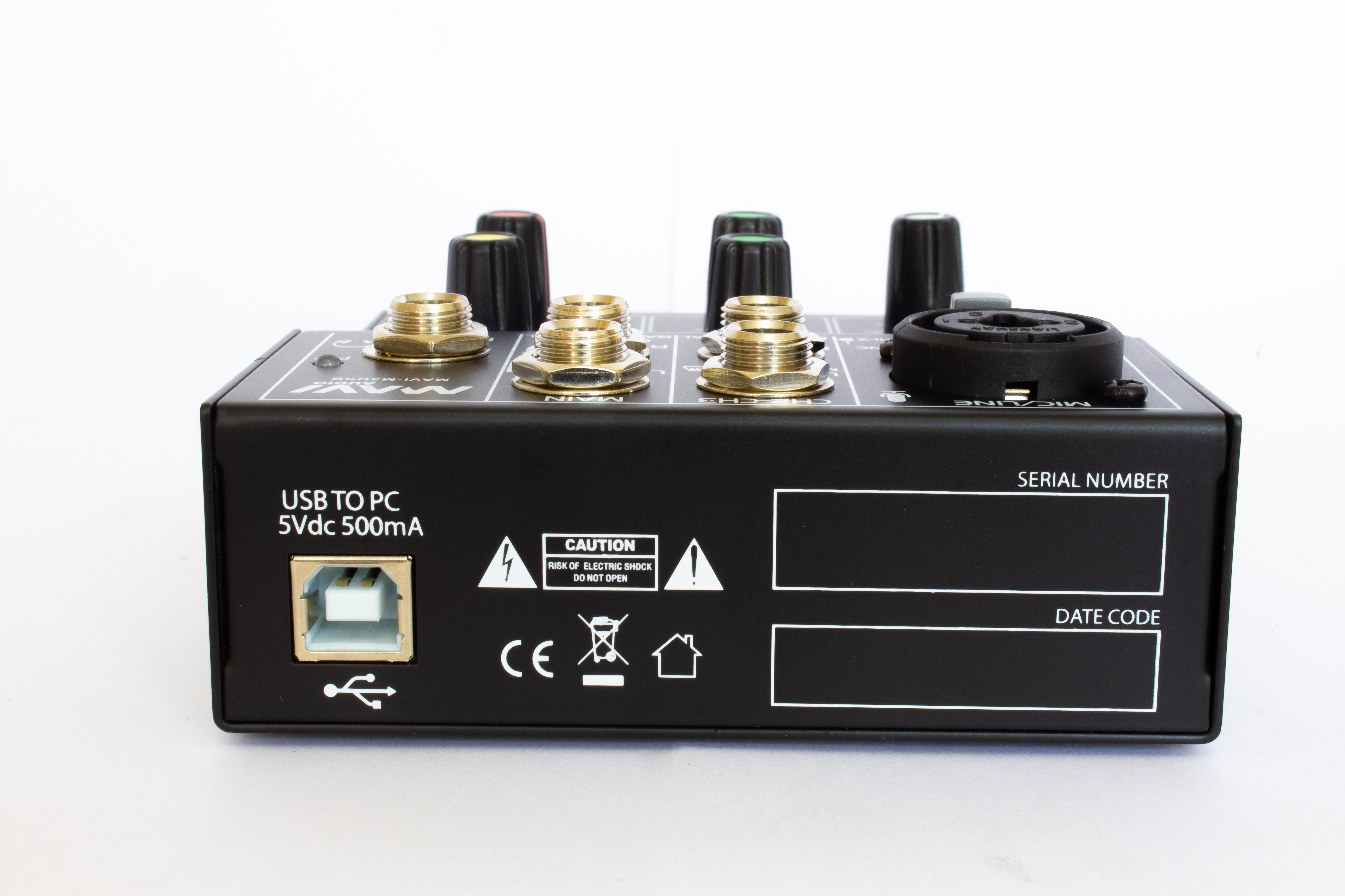 MEZCLADOR MAVI M3USB - 2