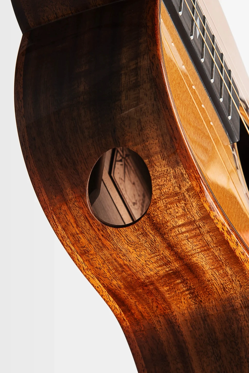 UKELELE BARITONO CON EQ WAYPOINT KALA - 7