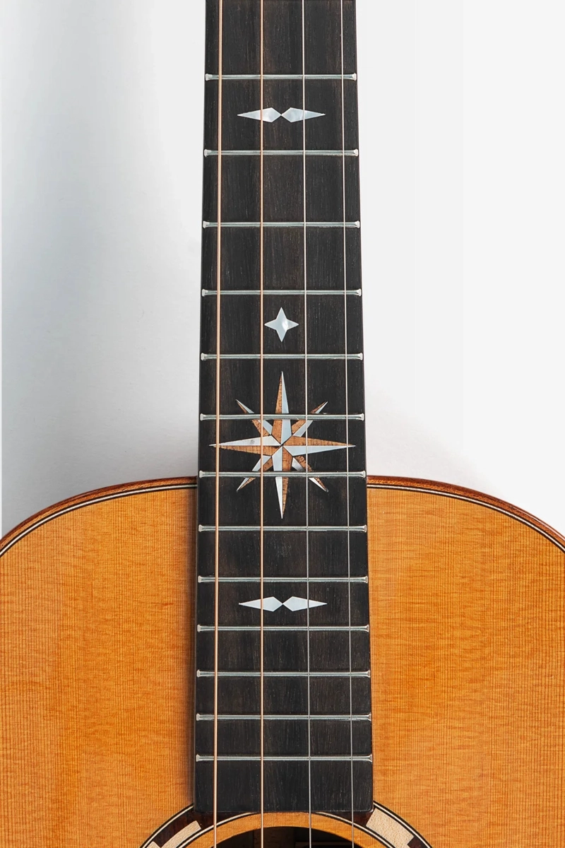 UKELELE BARITONO CON EQ WAYPOINT KALA - 8