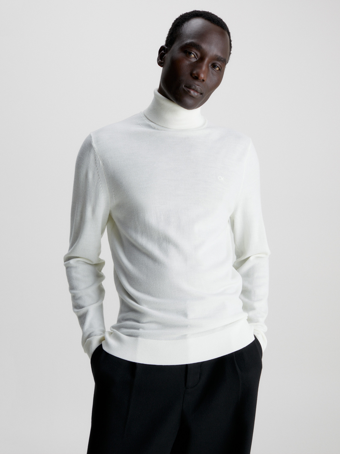 SWEATER CUELLO ALTO MERINO - 1