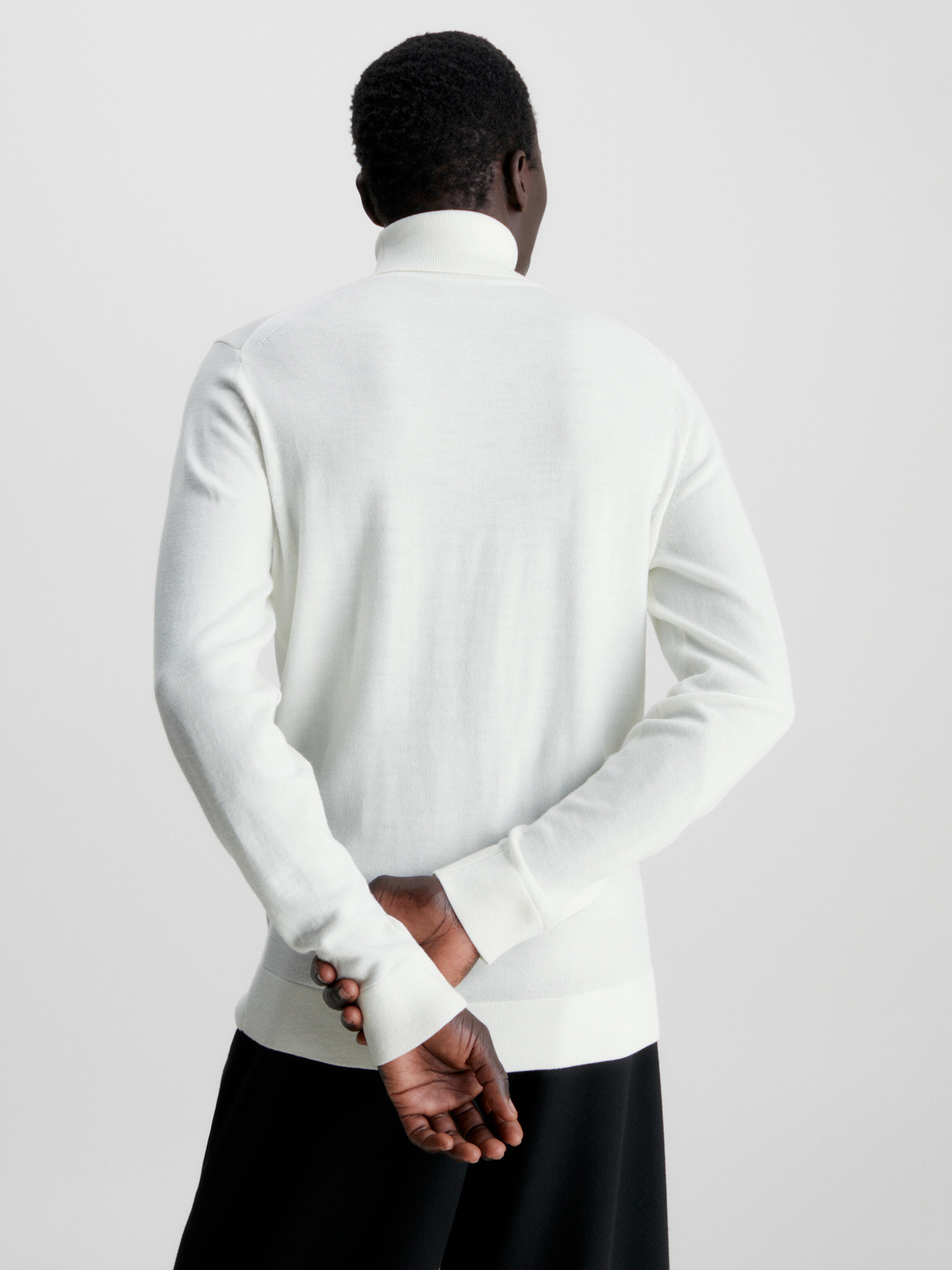 SWEATER CUELLO ALTO MERINO - 3